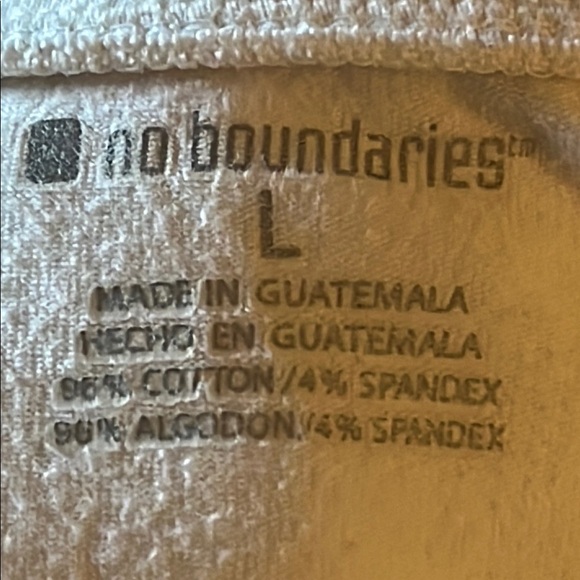 Assorted Women's Tops - Black, White, Purple - Picture 5 of 9